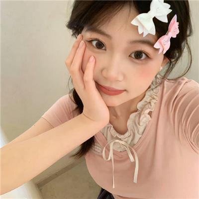 我们在黑夜中相拥